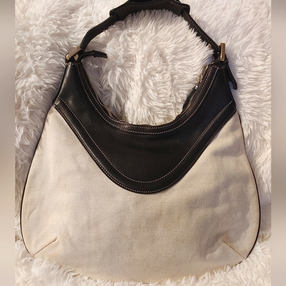 GUCCI Hysteria Canvas & Leather Shoulder Bag - Picture 2 of 16